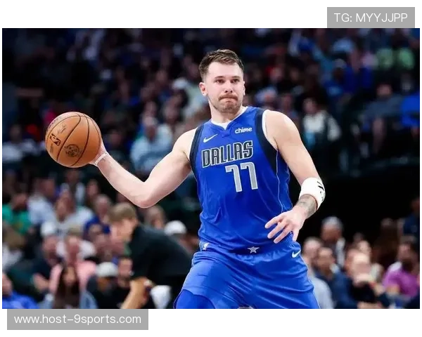 东契奇三双封神!独行侠靠他续命 东契奇三双封神!独行侠靠他续命